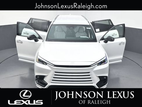 New 2026 Lexus TX 500h AWD w/ Technology Package image 34
