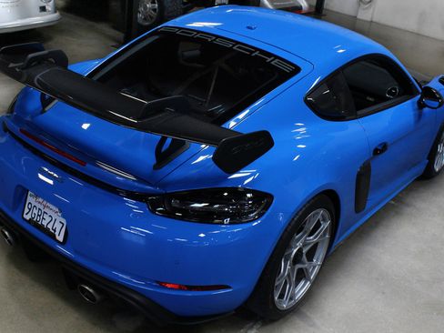 Used 2023 Porsche 718 Cayman GT4 RS image 16