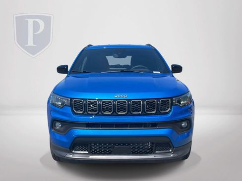 New 2026 Jeep Compass Latitude image 3