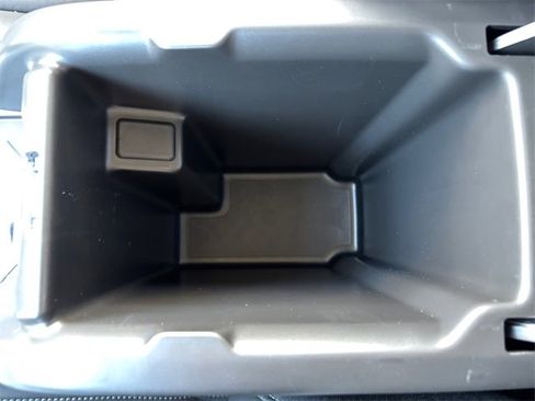 Used 2021 Chevrolet Colorado ZR2 image 28