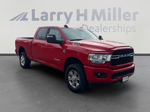 Used 2024 RAM 2500 Big Horn w/ Sport Appearance Package image 7