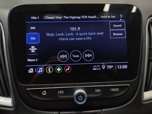 Used 2025 Chevrolet Malibu LT FWD image 25
