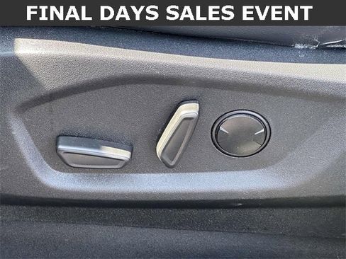 Used 2024 Ford Edge SEL w/ Convenience Package image 16