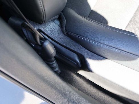 Used 2025 Honda Civic Sport image 31