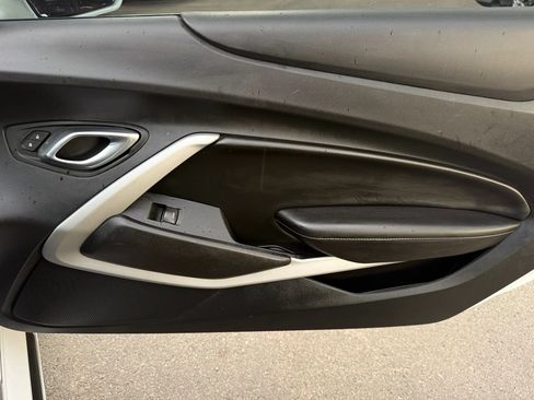 Used 2018 Chevrolet Camaro LT RWD image 18