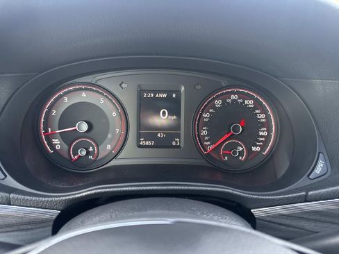 Certified 2022 Volkswagen Passat 2.0T R-Line image 34