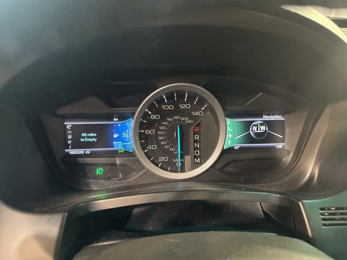 Used 2013 Ford Explorer XLT image 22