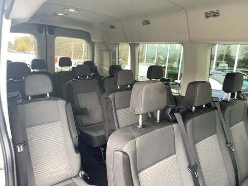 Used 2023 Ford Transit 350 XLT image 22
