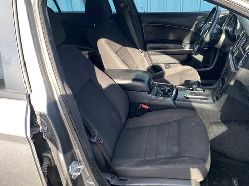 Used 2012 Dodge Charger SE w/ Sport Appearance Group image 24