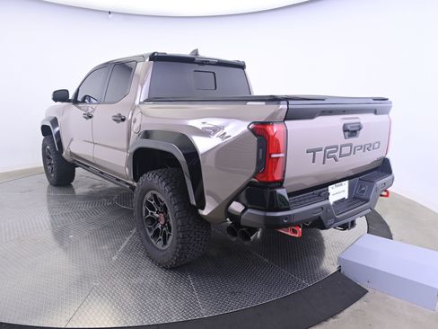 Used 2025 Toyota Tacoma TRD Pro AWD/4WD image 3