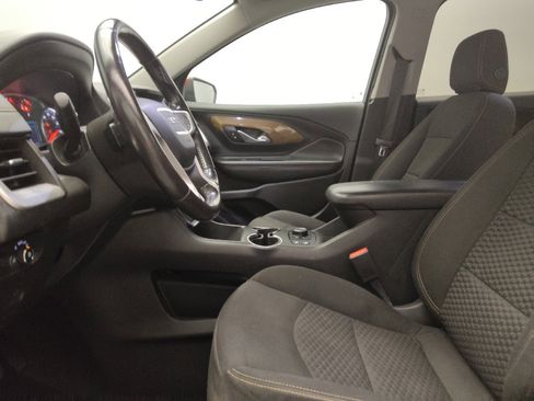 Used 2020 GMC Terrain SLE w/ Driver Convenience Package FWD image 17