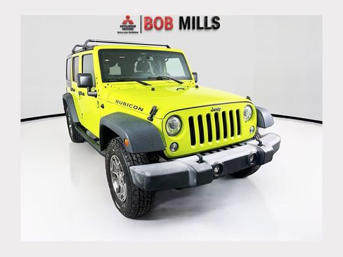 Used 2017 Jeep Wrangler Unlimited Rubicon w/ Connectivity Group AWD/4WD image 1