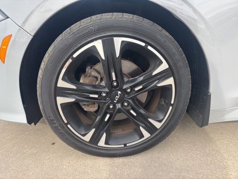 Used 2023 Kia K5 GT-Line w/ GT-Line Premium Package image 4