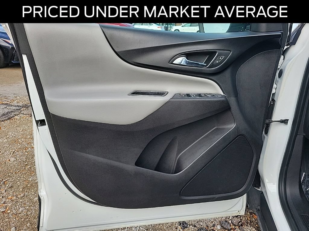 Used 2018 Chevrolet Equinox LS FWD image 19