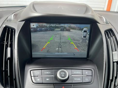 Used 2019 Ford Escape SEL FWD image 20