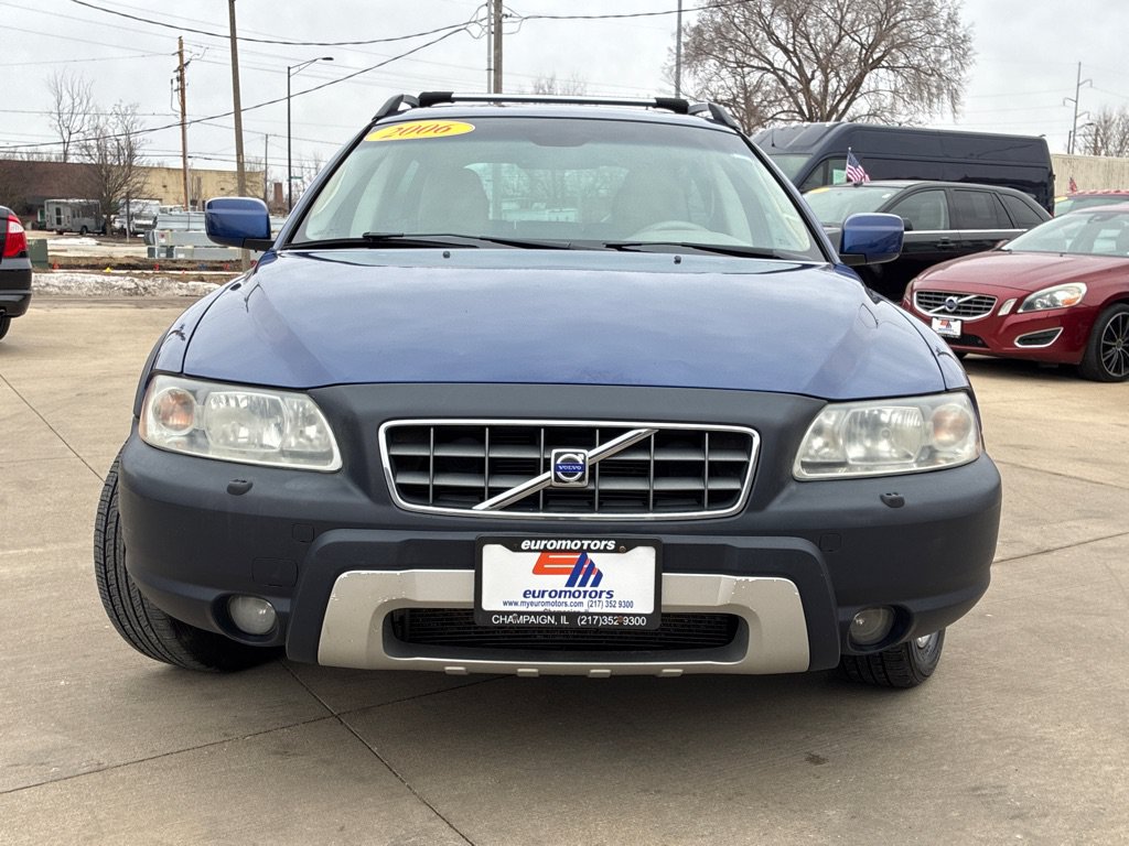 Used 2006 Volvo XC70 AWD/4WD image 2