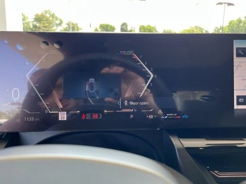 Certified 2024 BMW 530i xDrive w/ M Sport Package image 23