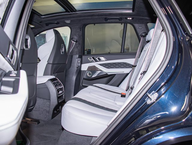 New 2026 BMW X5 M Competition w/ Executive Package AWD/4WD image 22