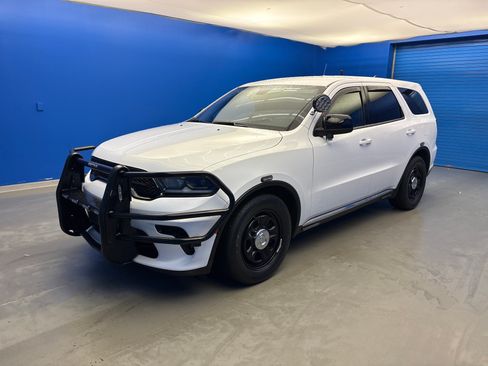 Used 2023 Dodge Durango AWD image 4