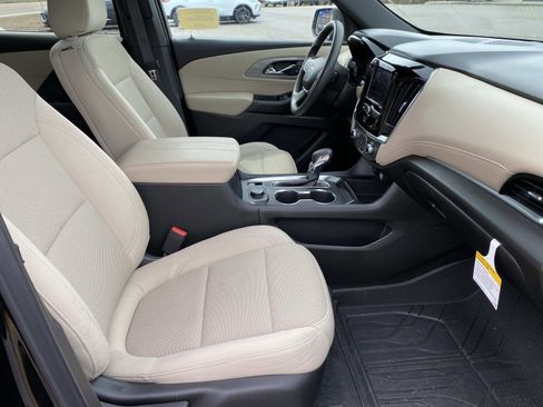 Used 2024 Chevrolet Traverse LS w/ LPO, Floor Liner Package AWD/4WD image 22