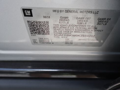 Used 2019 Buick Enclave Essence FWD image 54