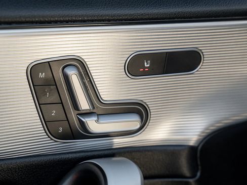 Used 2020 Mercedes-Benz A 220 4MATIC image 15