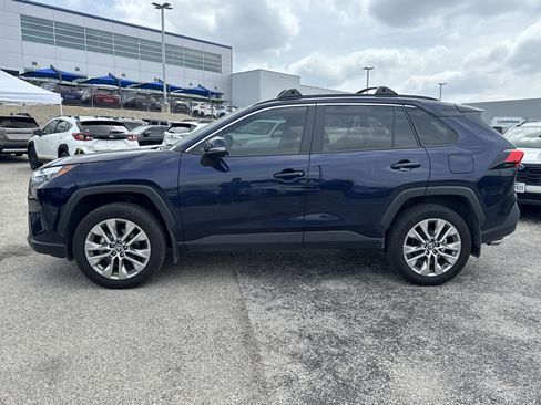 Used 2024 Toyota RAV4 XLE Premium FWD image 9