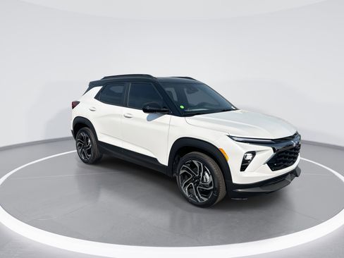 New 2026 Chevrolet TrailBlazer RS image 2