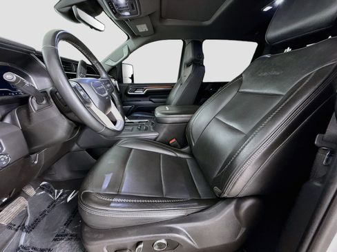 Used 2024 GMC Sierra 3500 Denali w/ Denali Reserve Package AWD/4WD image 23