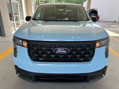New 2026 Ford Maverick XLT FWD image 9
