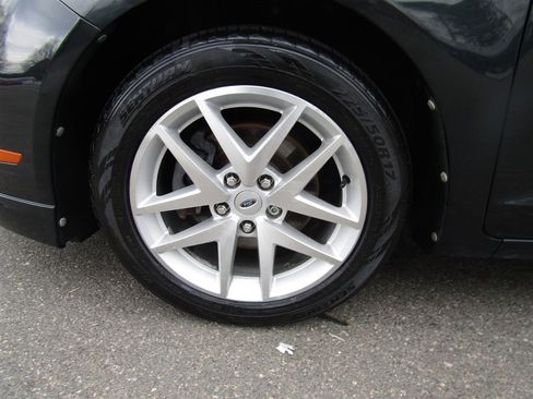 Used 2010 Ford Fusion SEL image 15