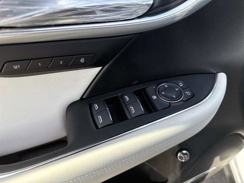 New 2026 Buick Envision Avenir image 14