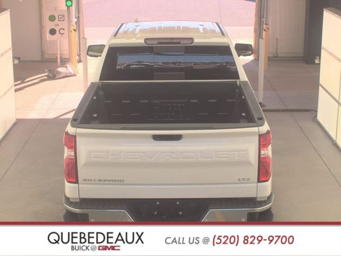 Used 2019 Chevrolet Silverado 1500 LTZ w/ LTZ Convenience Package image 6