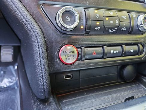 Used 2019 Ford Mustang GT RWD image 19