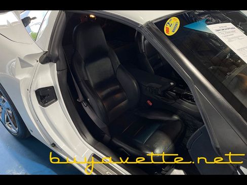 Used 2009 Chevrolet Corvette Coupe w/ Roof Package RWD image 19