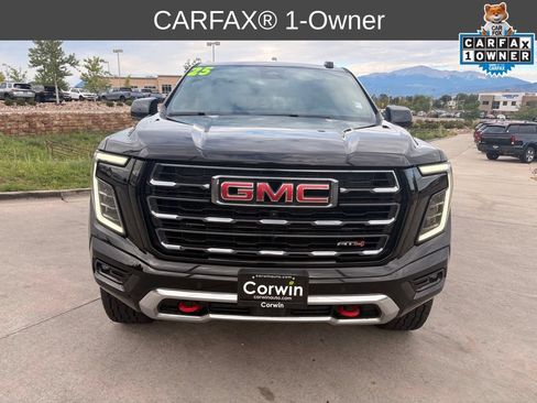 Used 2025 GMC Yukon AT4 AWD/4WD image 2