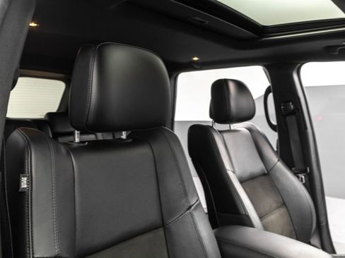 Used 2020 Jeep Grand Cherokee Altitude image 36