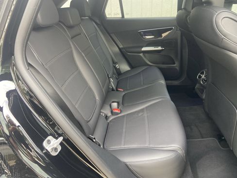 Certified 2025 Mercedes-Benz GLC 300 image 45