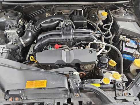 Used 2015 Subaru Crosstrek 2.0i Premium image 21