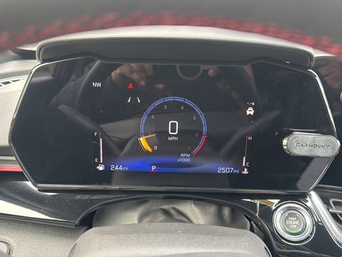 Used 2025 Chevrolet Trax RS w/ Driver Confidence Package image 26