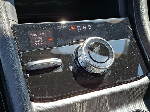 New 2026 Jeep Grand Cherokee Limited w/ Limited Altitude Package AWD/4WD image 11