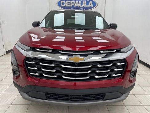 New 2026 Chevrolet Equinox LT w/ Convenience Package II AWD/4WD image 16