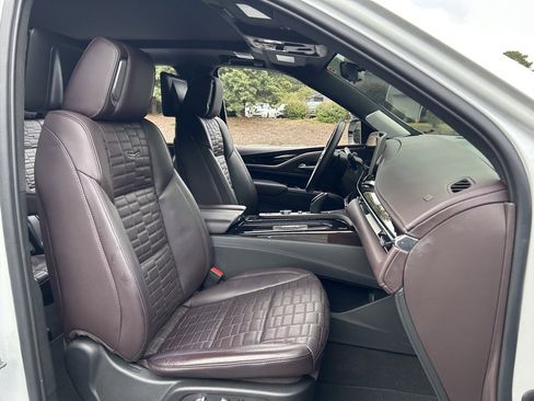Used 2023 Cadillac Escalade ESV Sport Platinum image 55