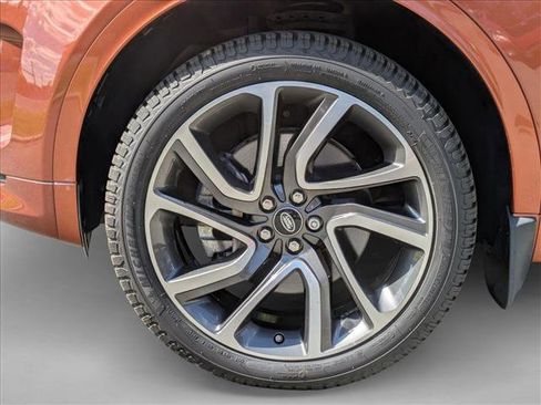 Used 2020 Land Rover Discovery Sport SE R-Dynamic AWD/4WD image 25