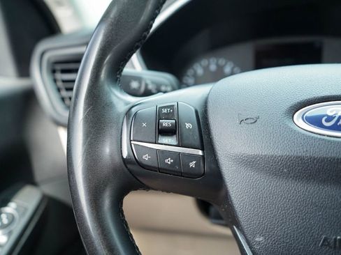 Used 2021 Ford Escape SE w/ Convenience Package FWD image 26
