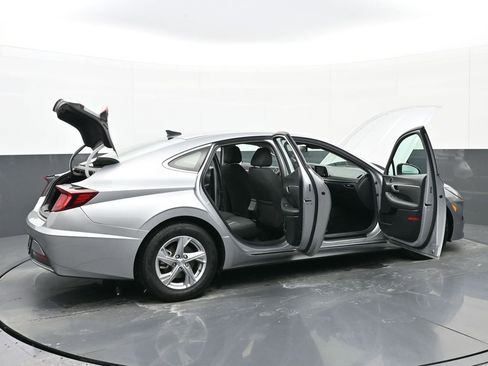 Used 2021 Hyundai Sonata SE image 45