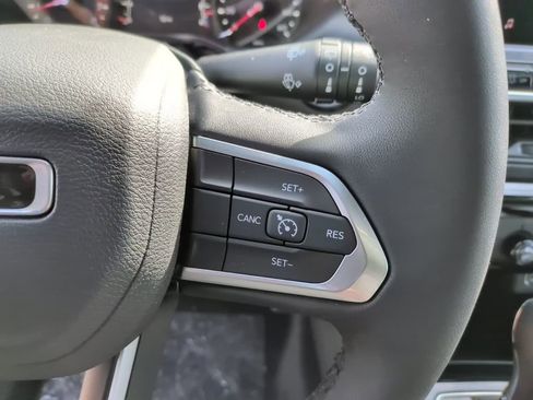 New 2026 Jeep Compass Latitude image 29