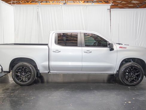 Used 2022 Chevrolet Silverado 1500 RST AWD/4WD image 5