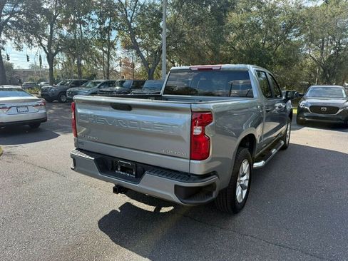 Used 2025 Chevrolet Silverado 1500 Custom image 9