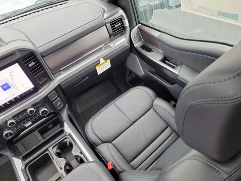 New 2026 Ford F350 Platinum image 17